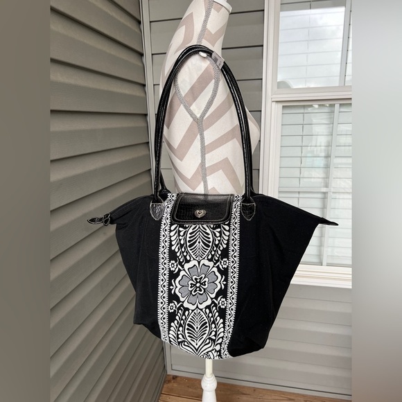 RARE- VTG Brighton Black/ White Embroidered Floral Foldable Fabric Tote Bag - Picture 1 of 12